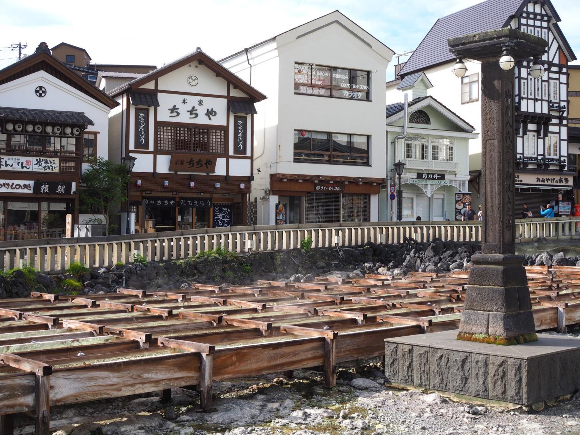 Buna Kusatsu Onsen Inn Esterno foto